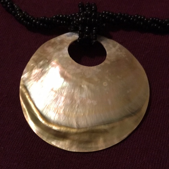 Shell necklace - Picture 2 of 3